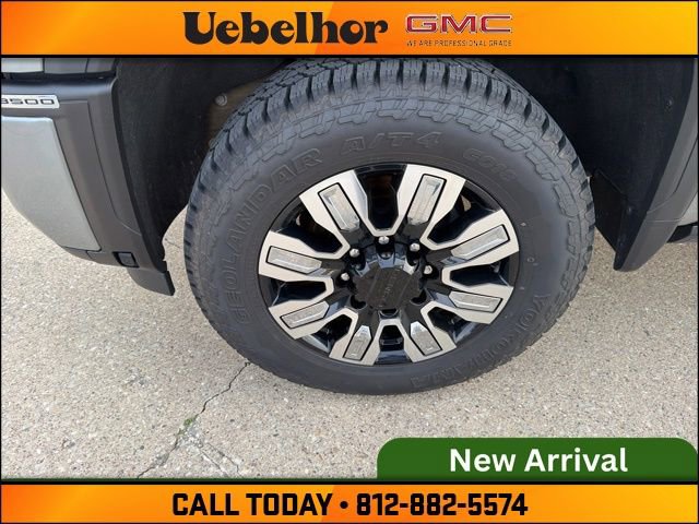 Used 2024 GMC Sierra 3500 Denali w/ Denali Reserve Package image 14