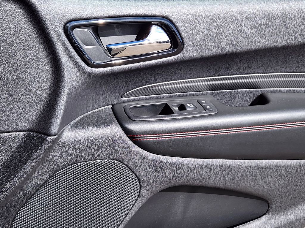 Used 2025 Dodge Durango R/T w/ Trailer Tow Group IV image 13