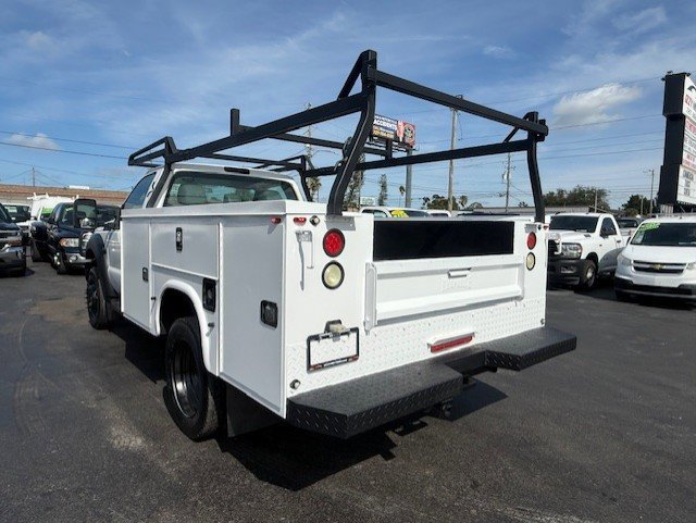 Used 2015 Ford F550 4x4 Regular Cab Super Duty image 9