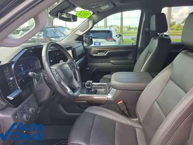 Used 2024 Chevrolet Silverado 1500 LT Trail Boss w/ Convenience Package II AWD/4WD image 21