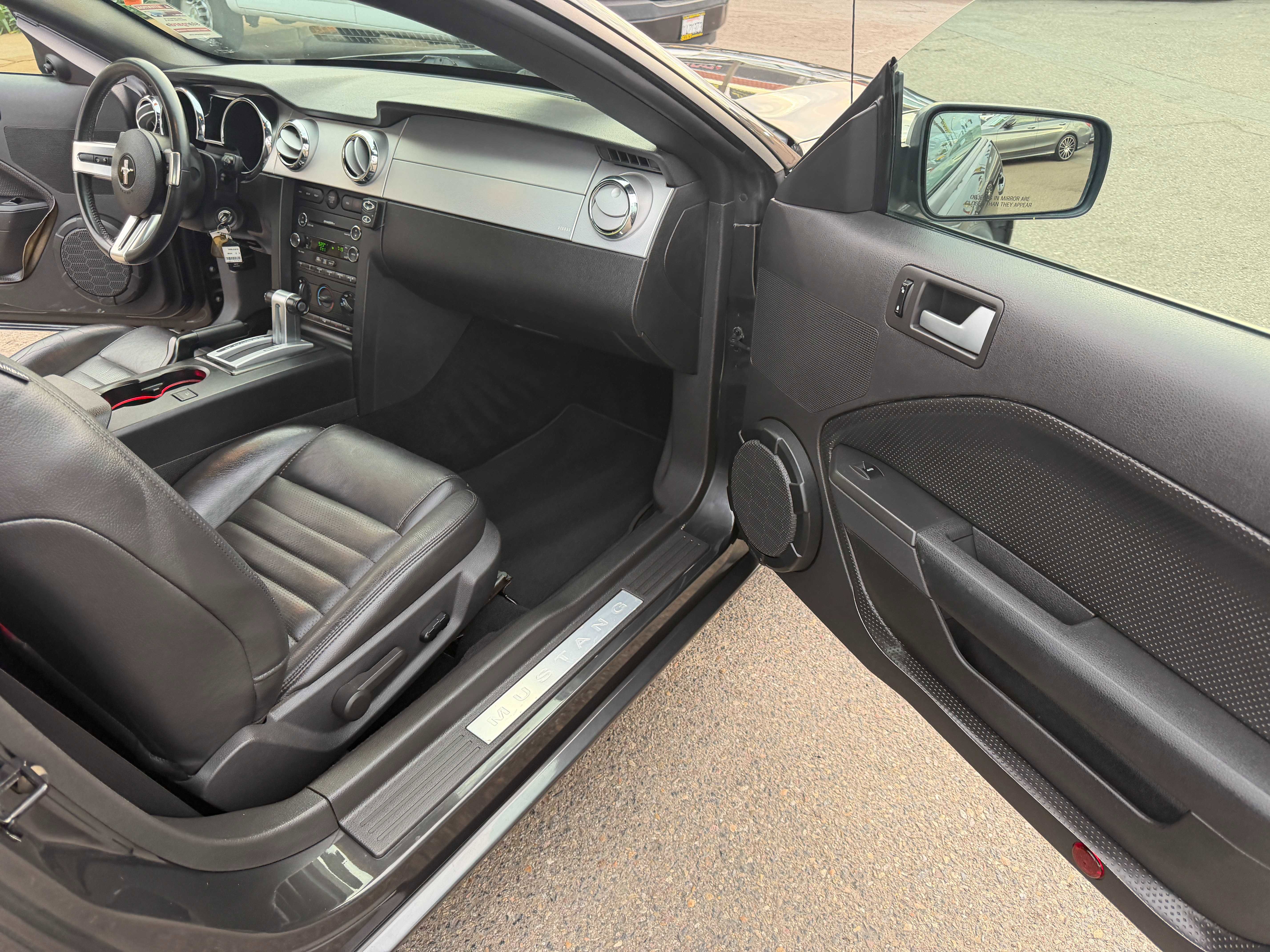 Used 2008 Ford Mustang GT RWD image 14