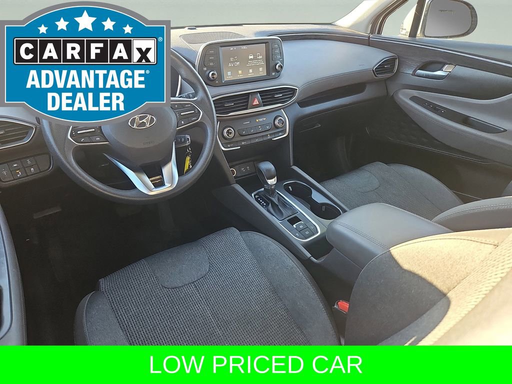 Used 2019 Hyundai Santa Fe SE image 2