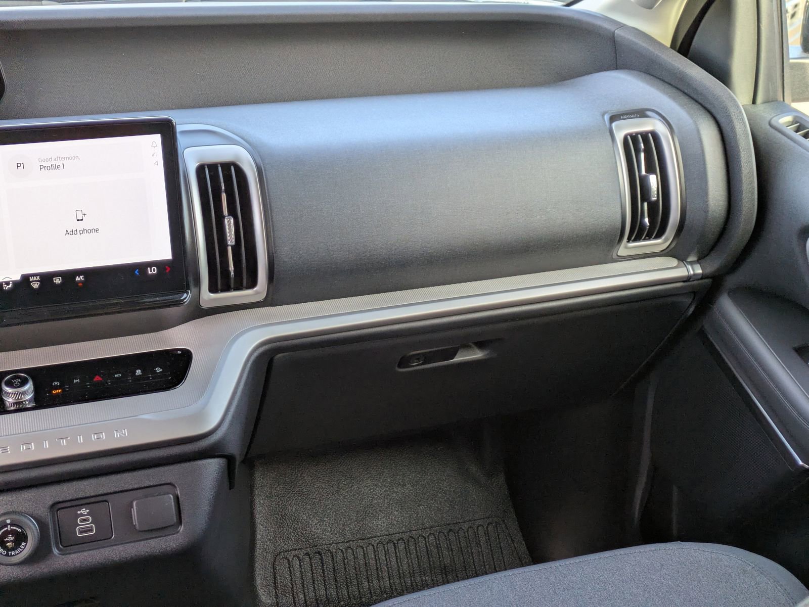 New 2026 Ford Expedition XL AWD/4WD image 19