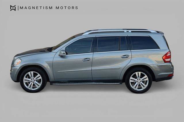 Used 2011 Mercedes-Benz GL 450 4MATIC image 2