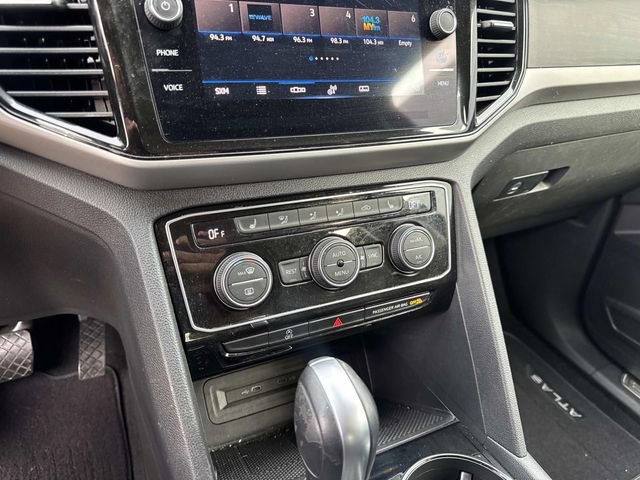 Certified 2023 Volkswagen Atlas SE image 25
