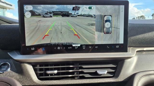 Used 2025 Ford Explorer Platinum w/ LUX Leather Package image 35