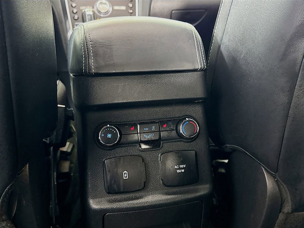 Used 2016 Ford Explorer Platinum image 31