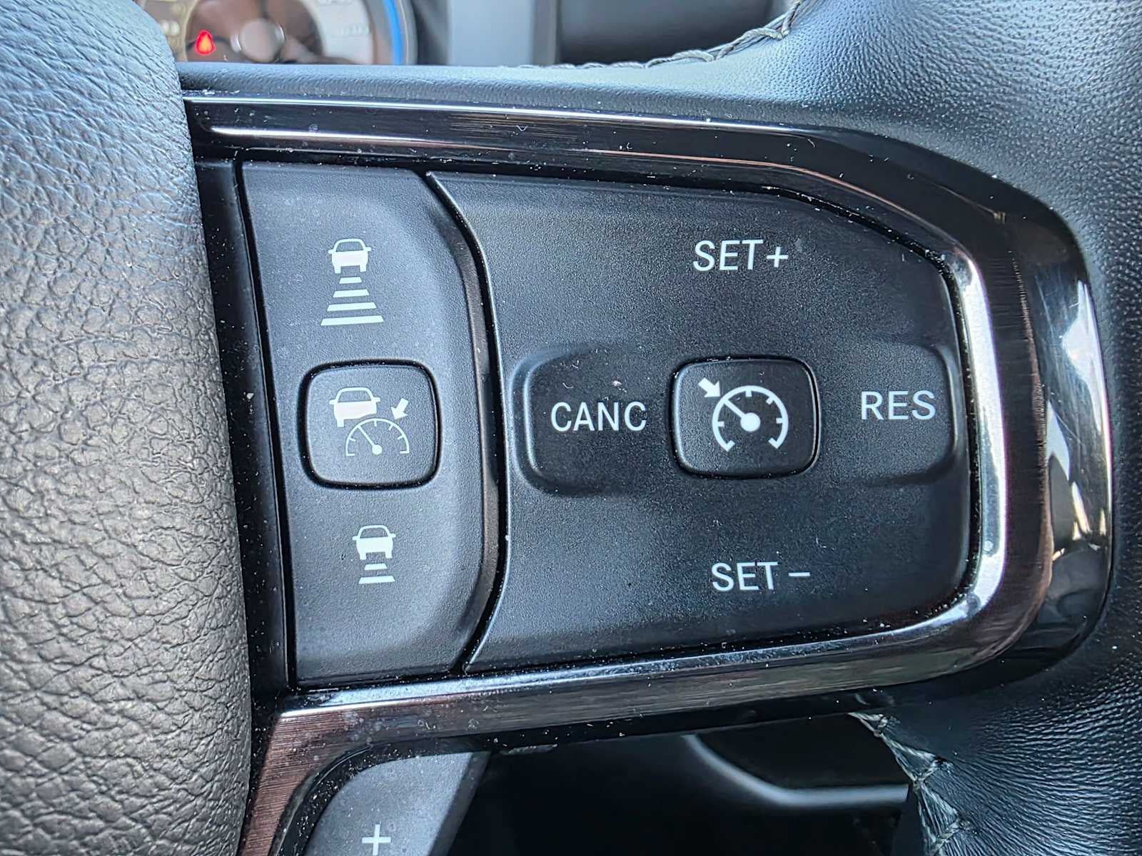 Used 2022 RAM 1500 Limited AWD/4WD image 30