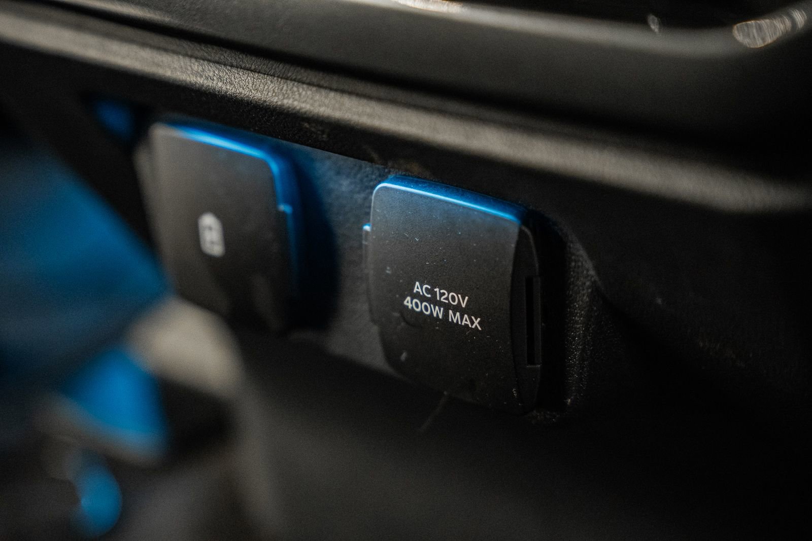 Certified 2023 Ford F150 Lariat w/ Equipment Group 502A High image 42