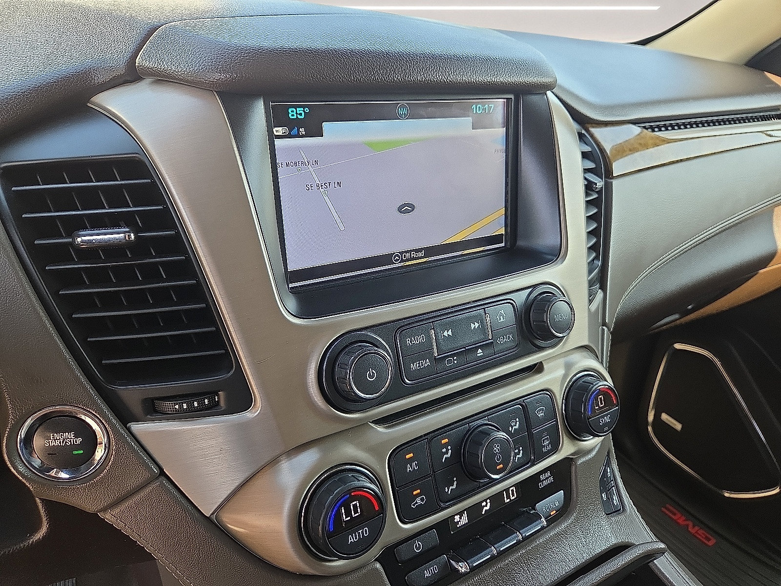 Certified 2017 GMC Yukon Denali AWD/4WD image 7
