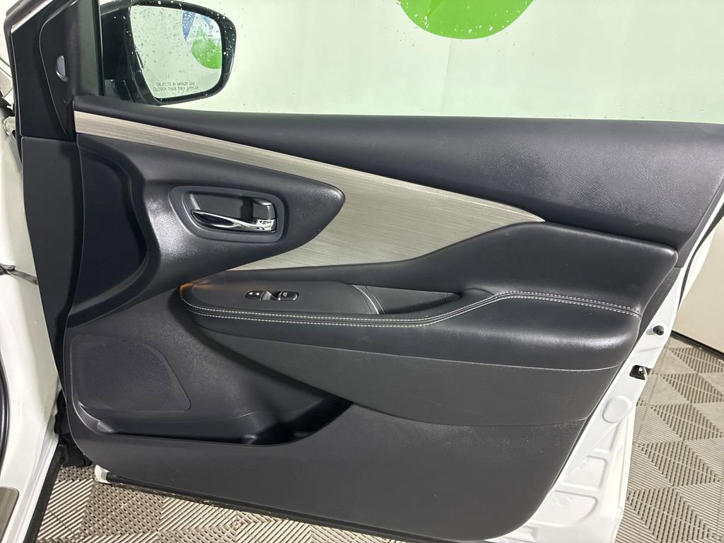 Used 2015 Nissan Murano SL AWD/4WD image 30
