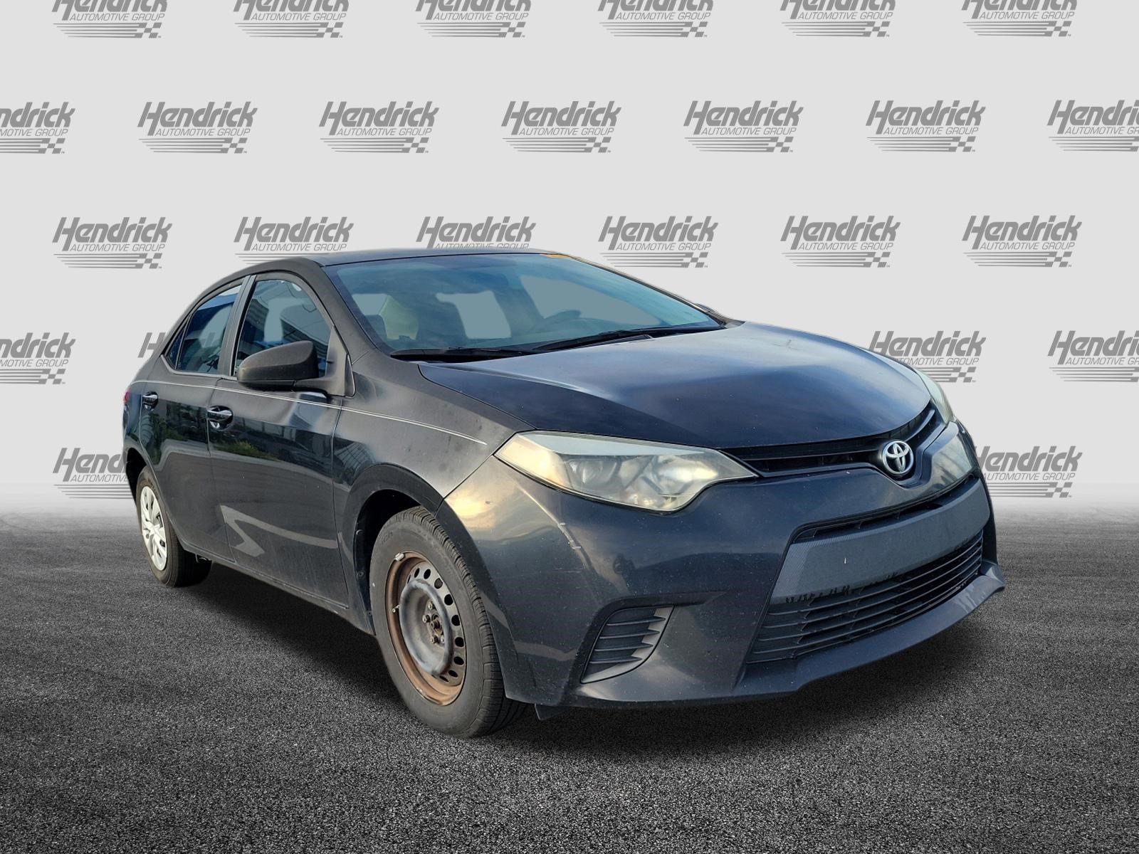 Used 2016 Toyota Corolla L FWD image 2