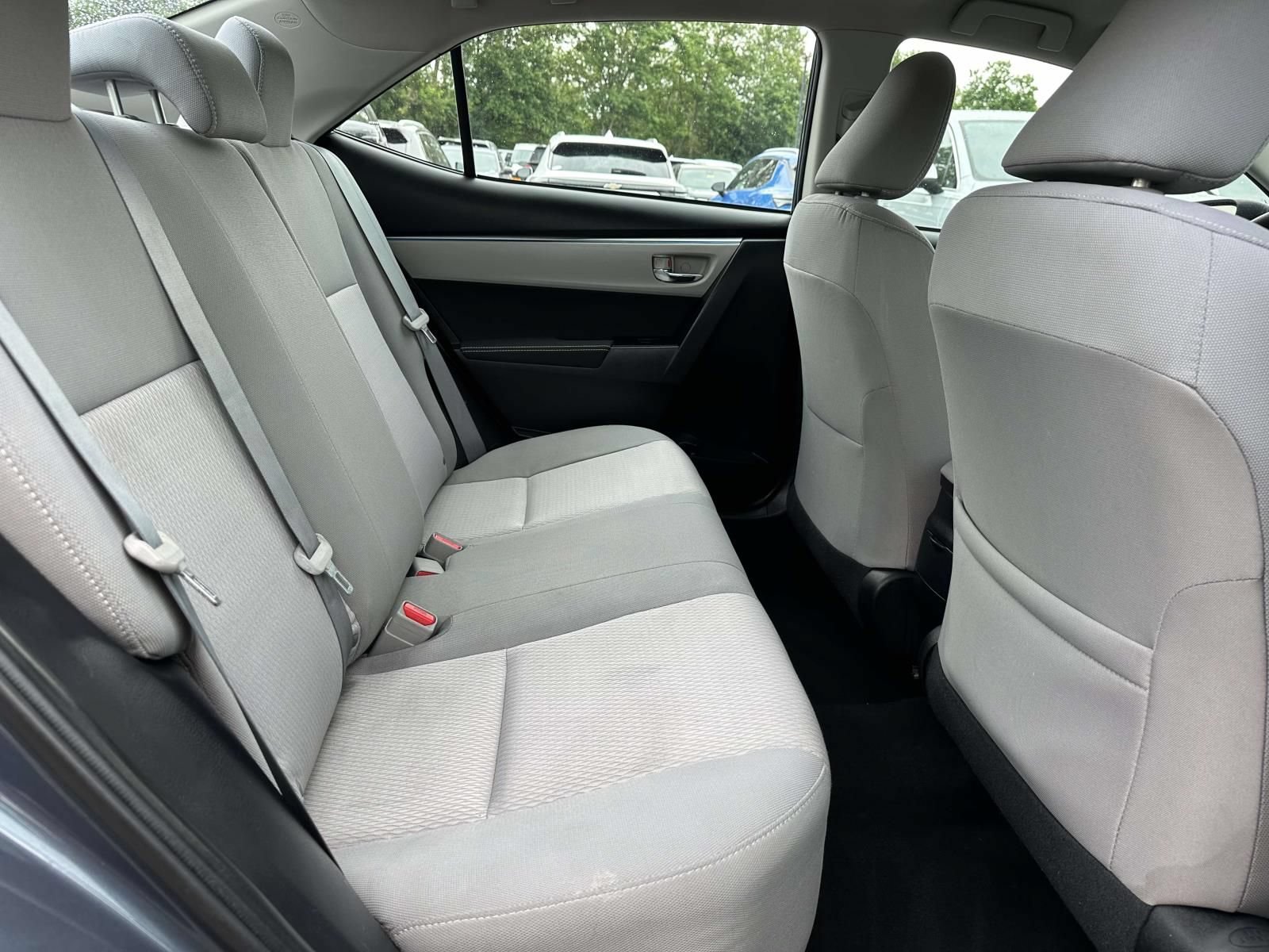 Used 2014 Toyota Corolla LE FWD image 25