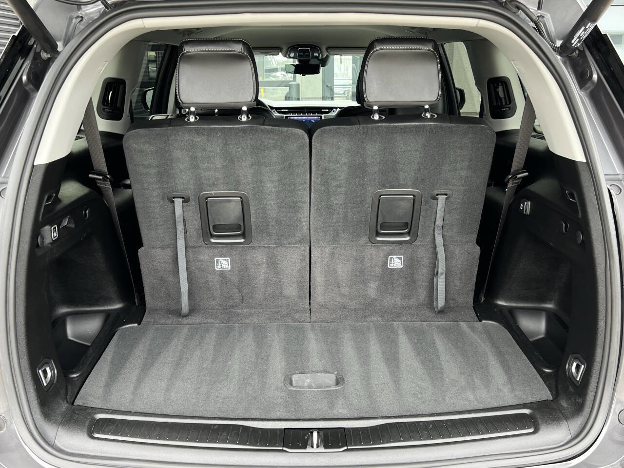 Used 2023 Jeep Grand Cherokee L Limited w/ Luxury Tech Group II image 35