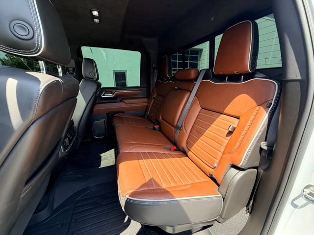 Used 2024 GMC Sierra 3500 Denali Ultimate AWD/4WD image 19