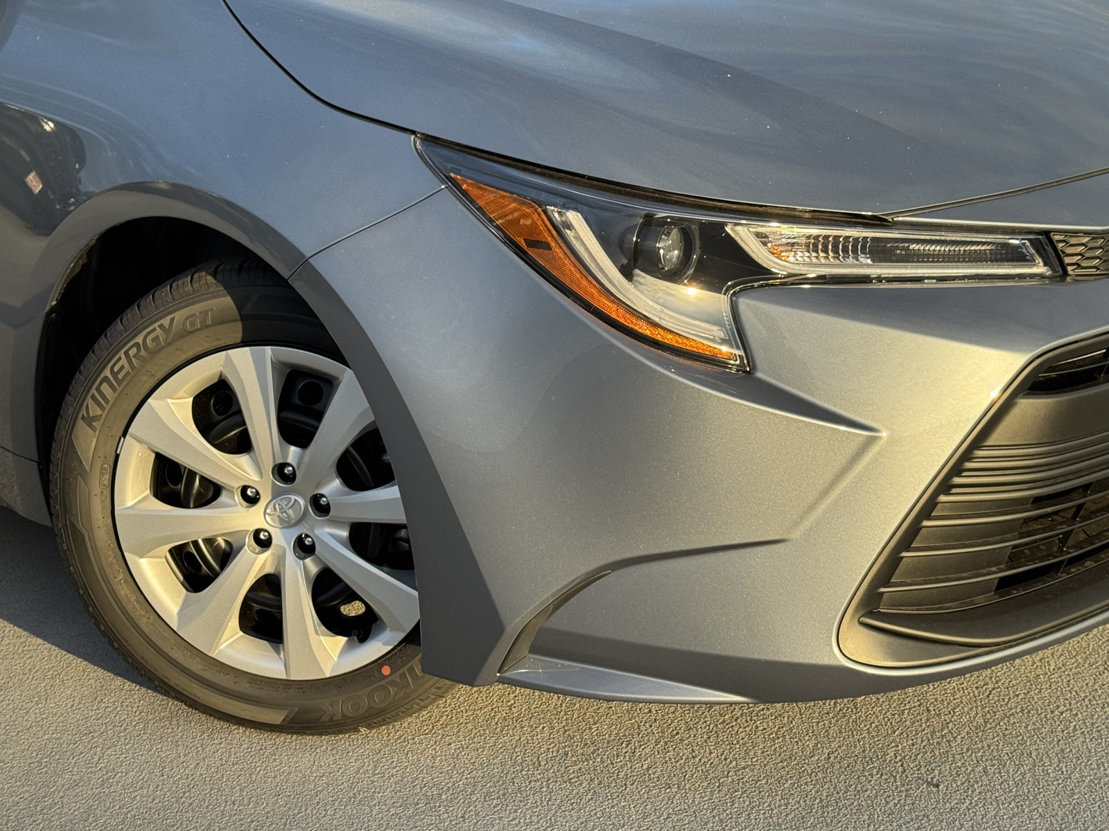 New 2027 Toyota Corolla LE FWD image 10