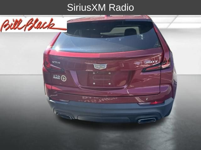 Used 2019 Cadillac XT4 Luxury w/ Cold Weather Package FWD image 7