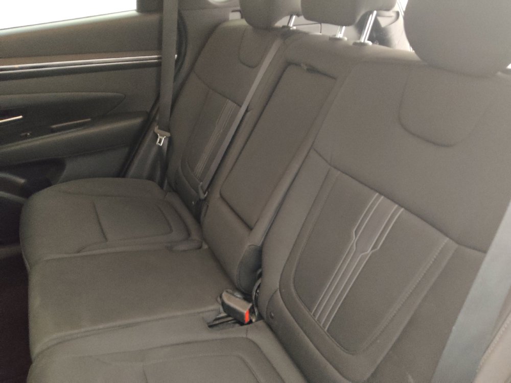 Used 2023 Hyundai Tucson SEL FWD image 18