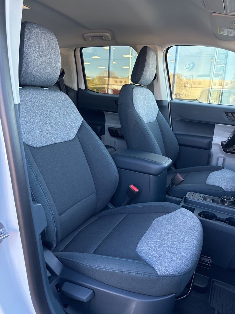 New 2025 Ford Maverick XLT image 23