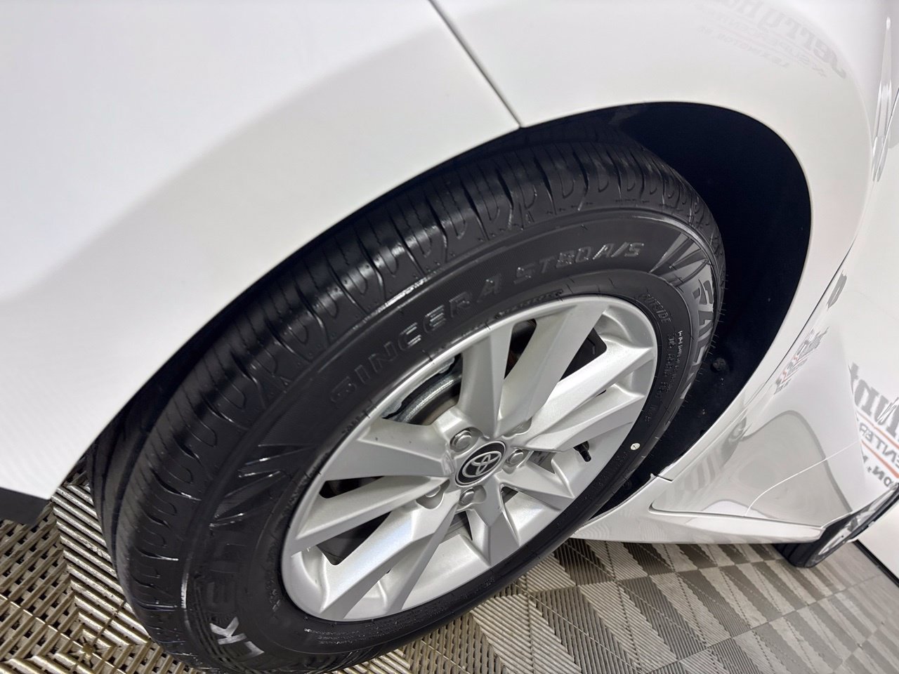Used 2025 Toyota Camry LE FWD image 32
