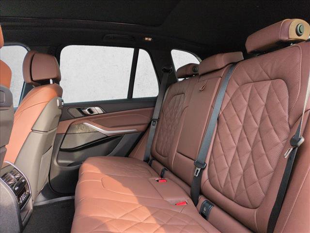 New 2026 BMW X5 xDrive50e image 16