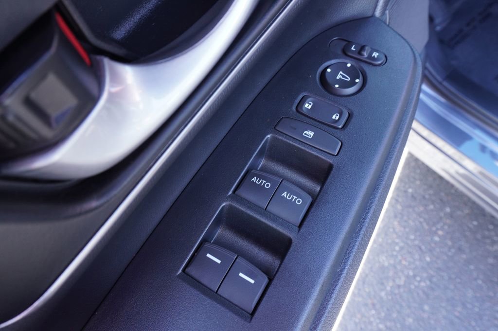 Used 2022 Honda CR-V EX-L image 16