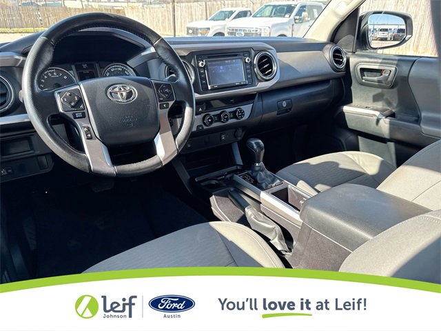 Used 2016 Toyota Tacoma SR5 w/ Towing Package image 35