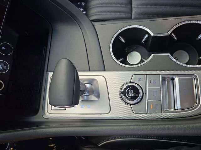 Used 2026 Genesis G70 2.5T Prestige image 20