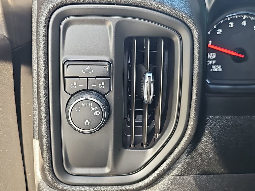 Used 2021 Chevrolet Silverado 1500 Custom w/ LPO, Dark Essentials Package image 26