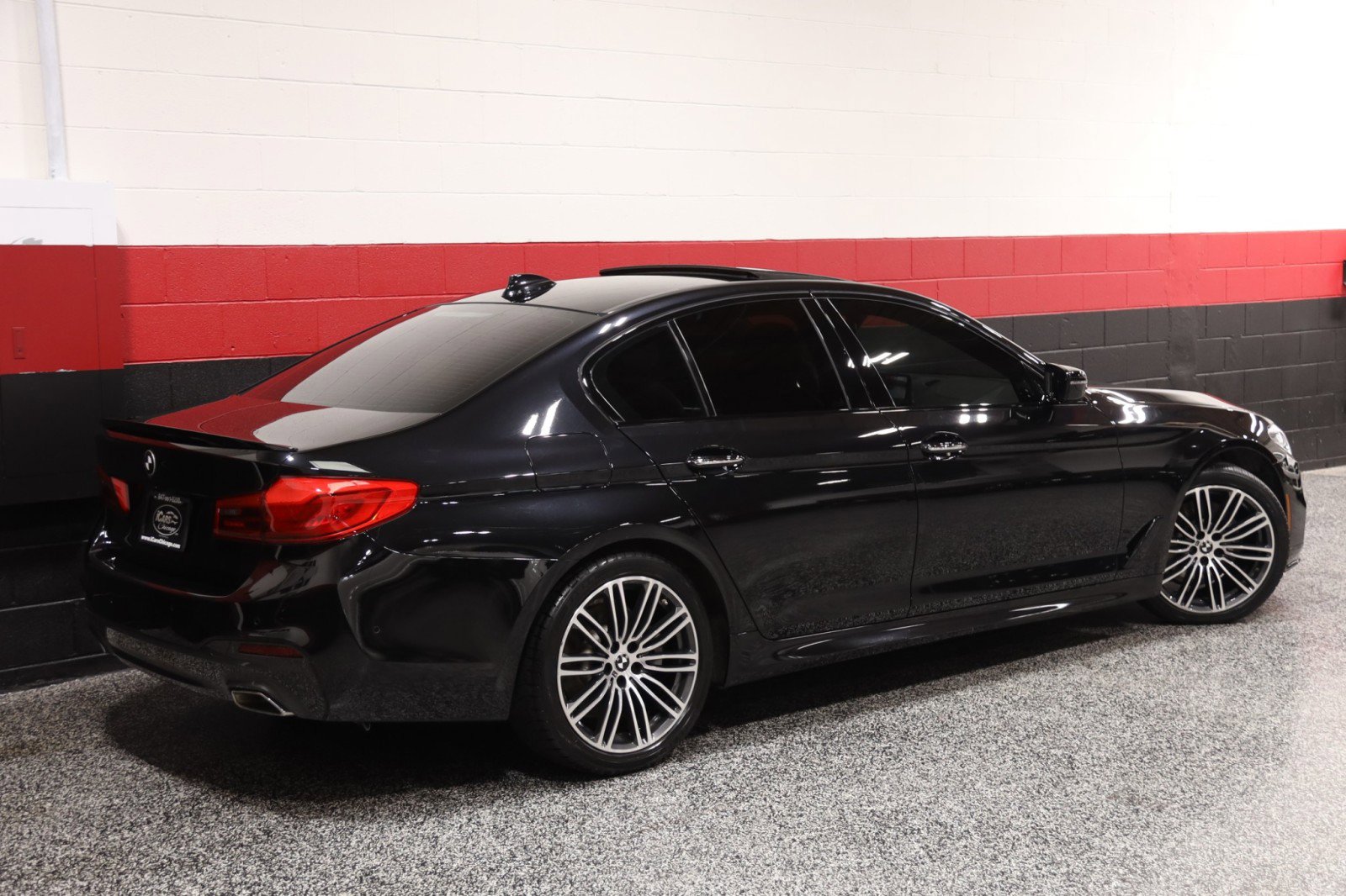 Used 2018 BMW 530i xDrive AWD/4WD image 8