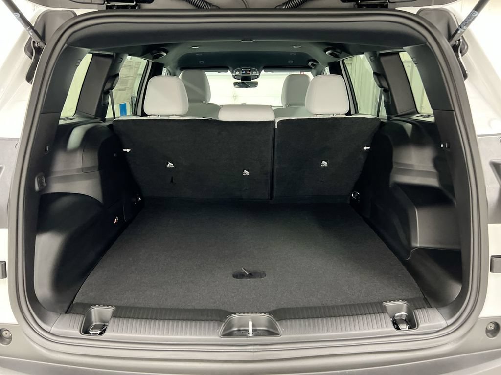 New 2026 Jeep Cherokee Laredo AWD/4WD image 23