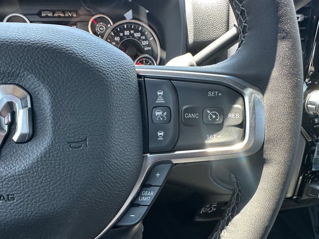 New 2026 RAM 2500 Big Horn AWD/4WD image 24