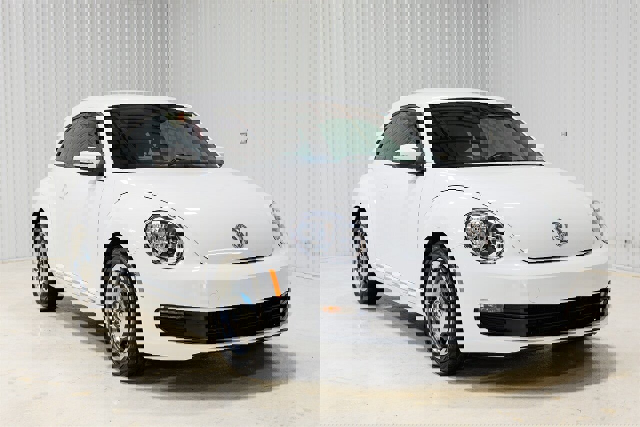Used 2012 Volkswagen Beetle 2.5