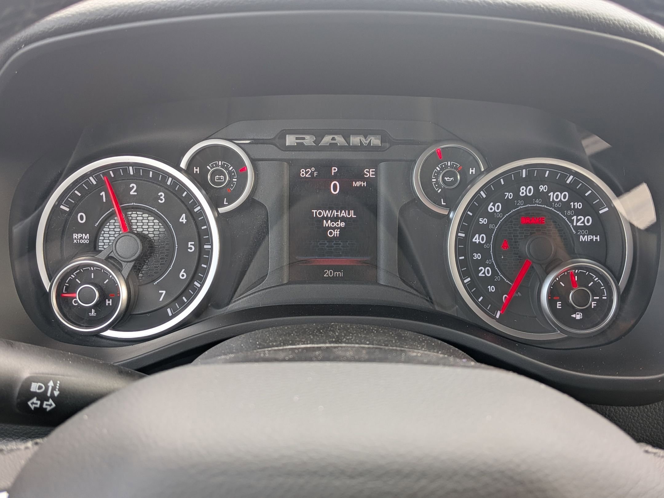 New 2026 RAM 1500 4x4 Crew Cab image 10