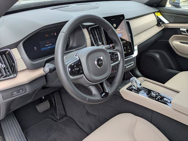 New 2026 Volvo XC90 T8 Plus w/ Protection Package AWD/4WD image 7