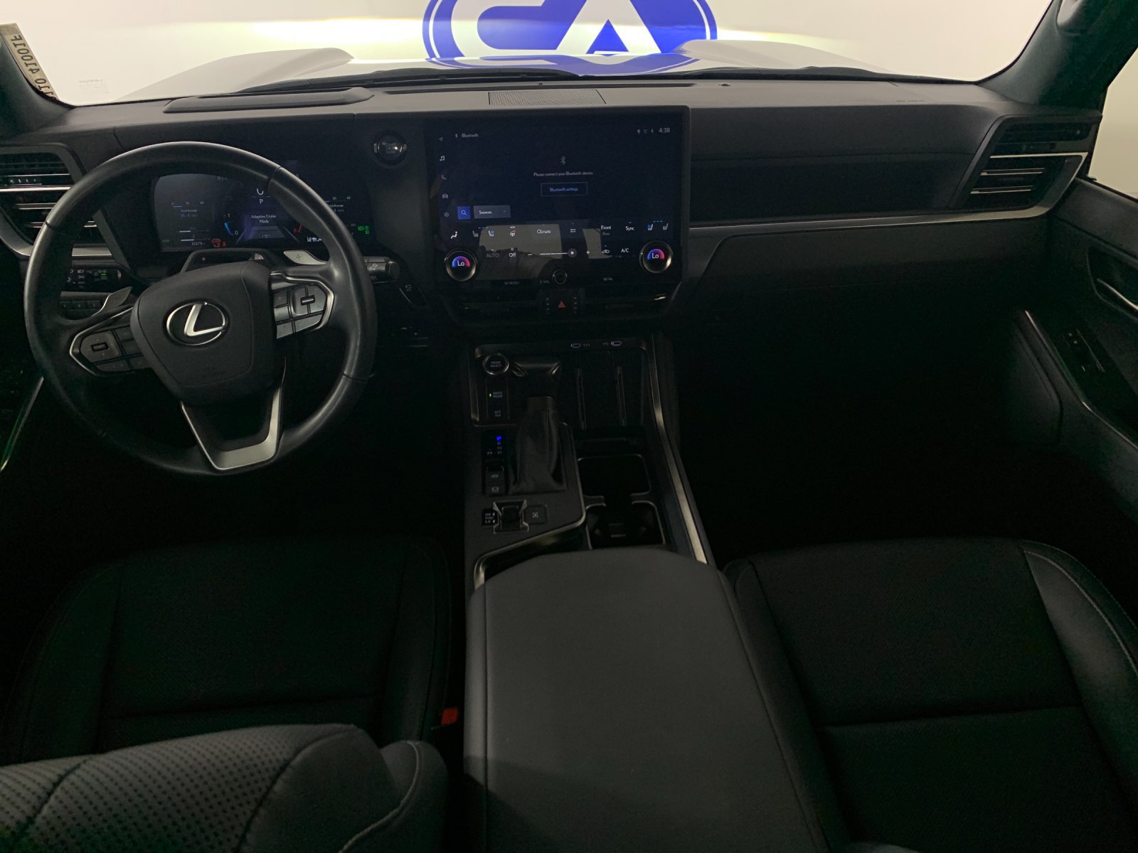 Used 2024 Lexus GX 550 w/ Cold Area Package AWD/4WD image 32