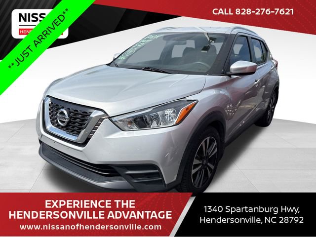 Used 2018 Nissan Kicks SV FWD image 1