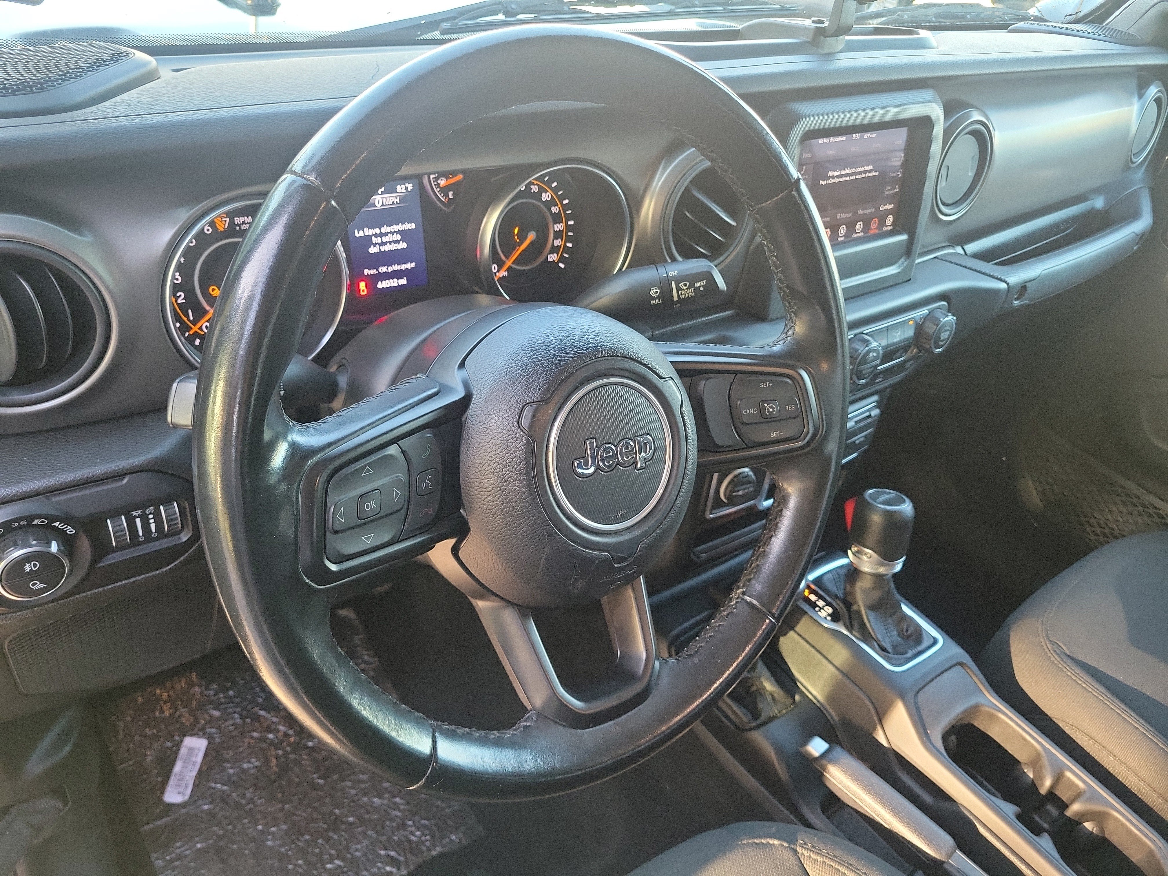 Used 2022 Jeep Gladiator Sport AWD/4WD image 9