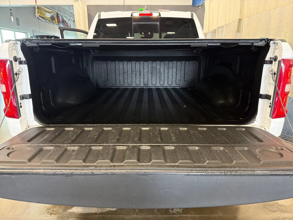 Used 2025 RAM 1500 Big Horn AWD/4WD image 18