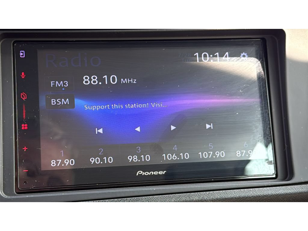 Used 2014 Toyota Prius C One FWD image 18