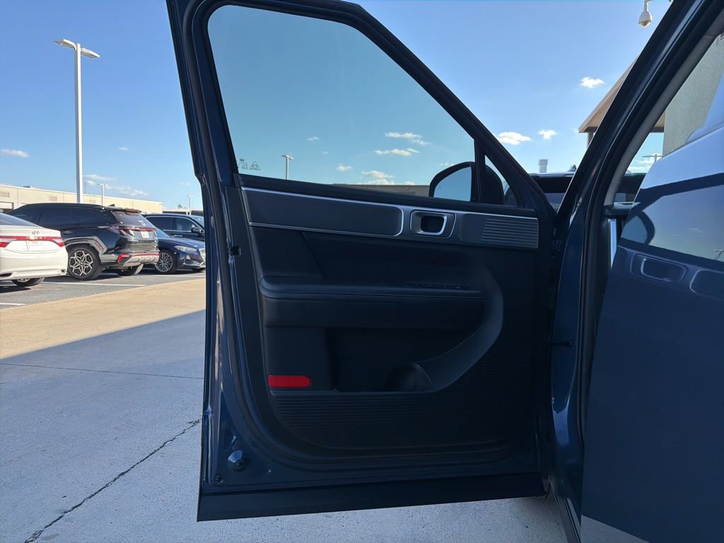 Used 2025 Hyundai Santa Fe SEL image 38