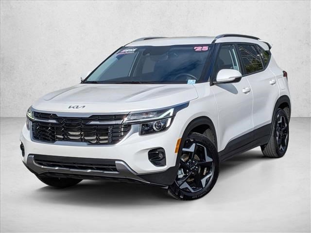 Used 2025 Kia Seltos S image 1
