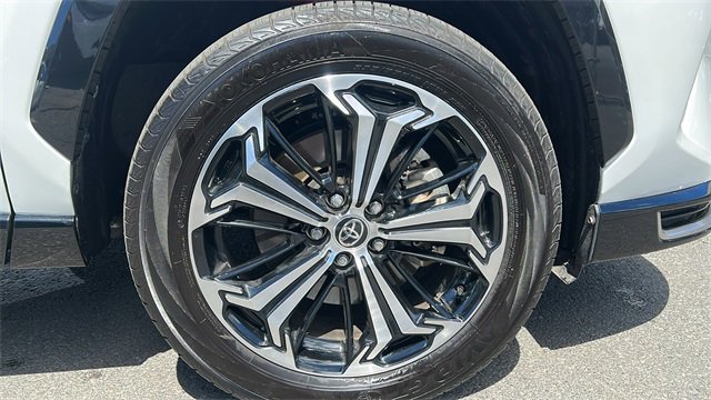 Used 2024 Toyota RAV4 XSE image 9