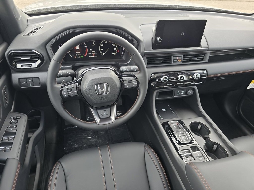 New 2025 Honda Pilot TrailSport image 27