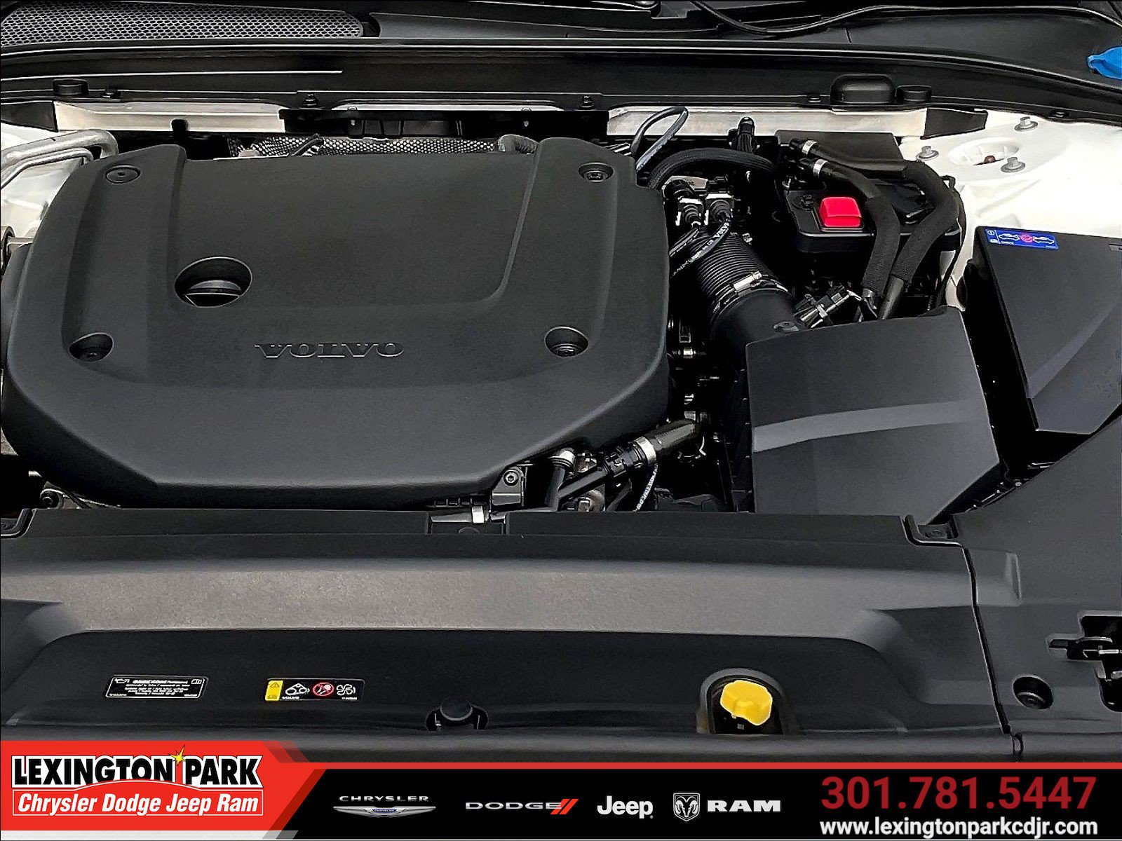 Used 2023 Volvo V90 B6 Cross Country Ultimate AWD/4WD image 29