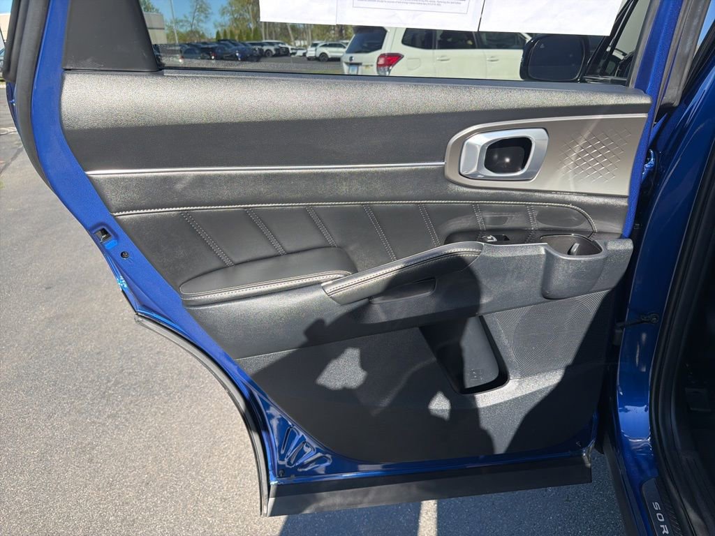 Certified 2023 Kia Sorento SX AWD/4WD image 18