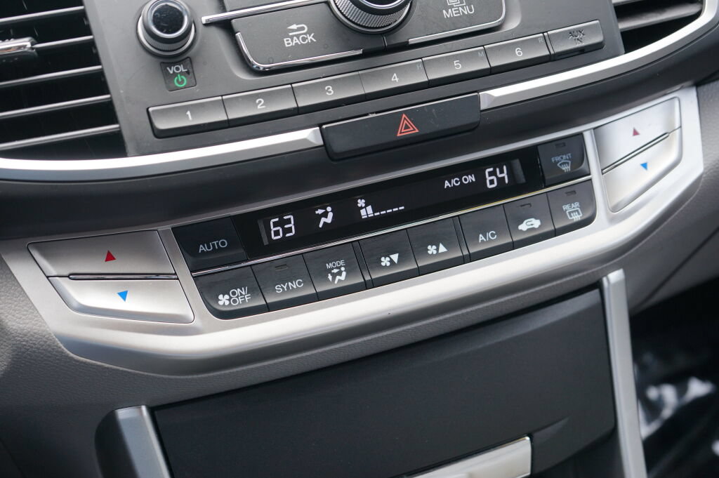 Used 2014 Honda Accord LX image 18