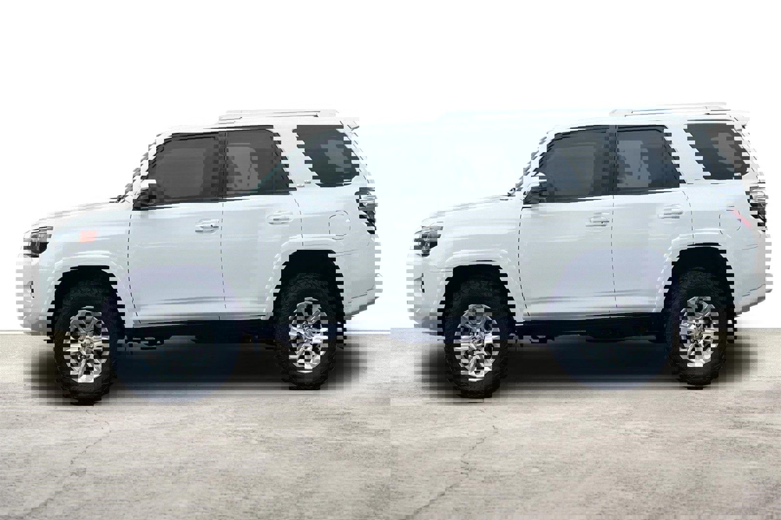 Used 2018 Toyota 4Runner SR5 image 6