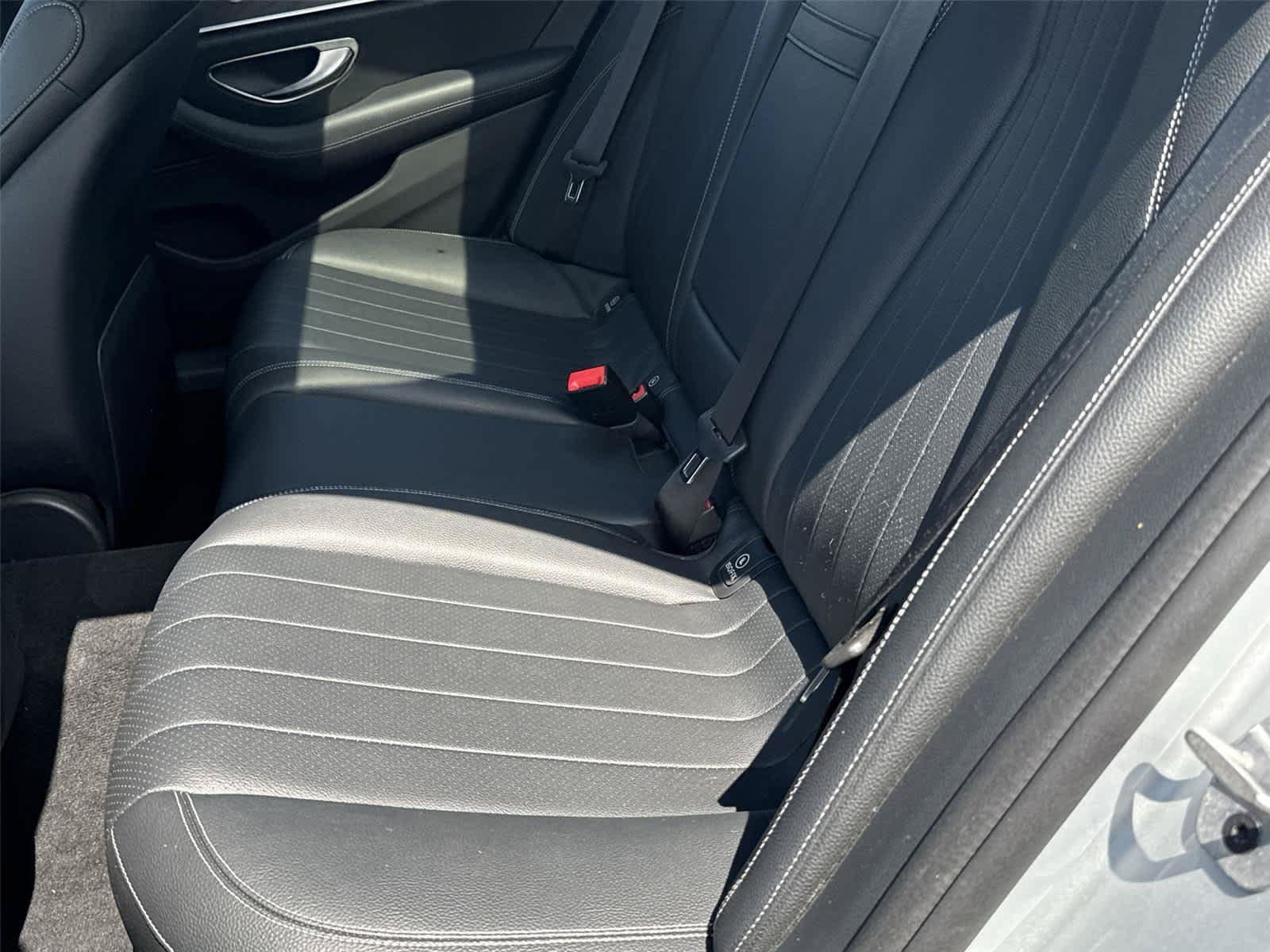 Used 2019 Mercedes-Benz E 300 4MATIC image 15