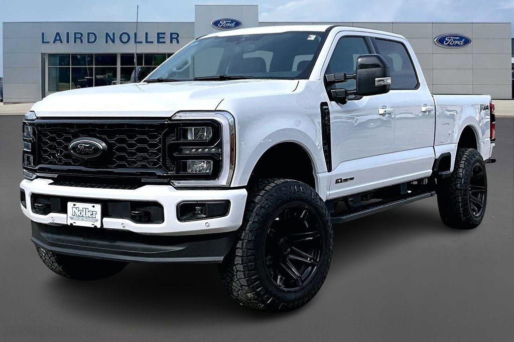 New 2026 Ford F250 Lariat w/ Black Appearance Package image 1